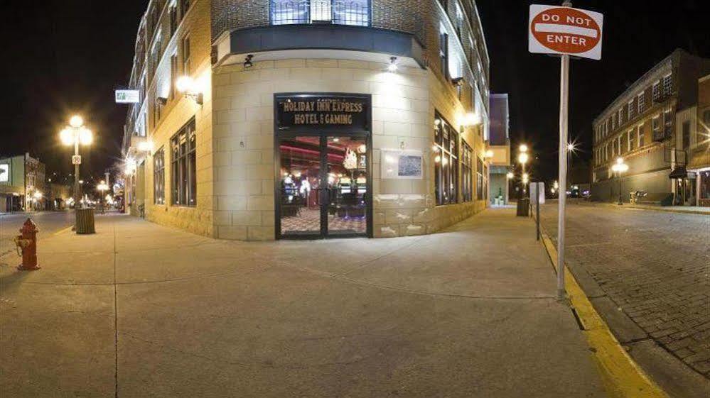 Holiday Inn Express Hotel & Suites Deadwood-Gold Dust Casino, An Ihg Hotel Экстерьер фото